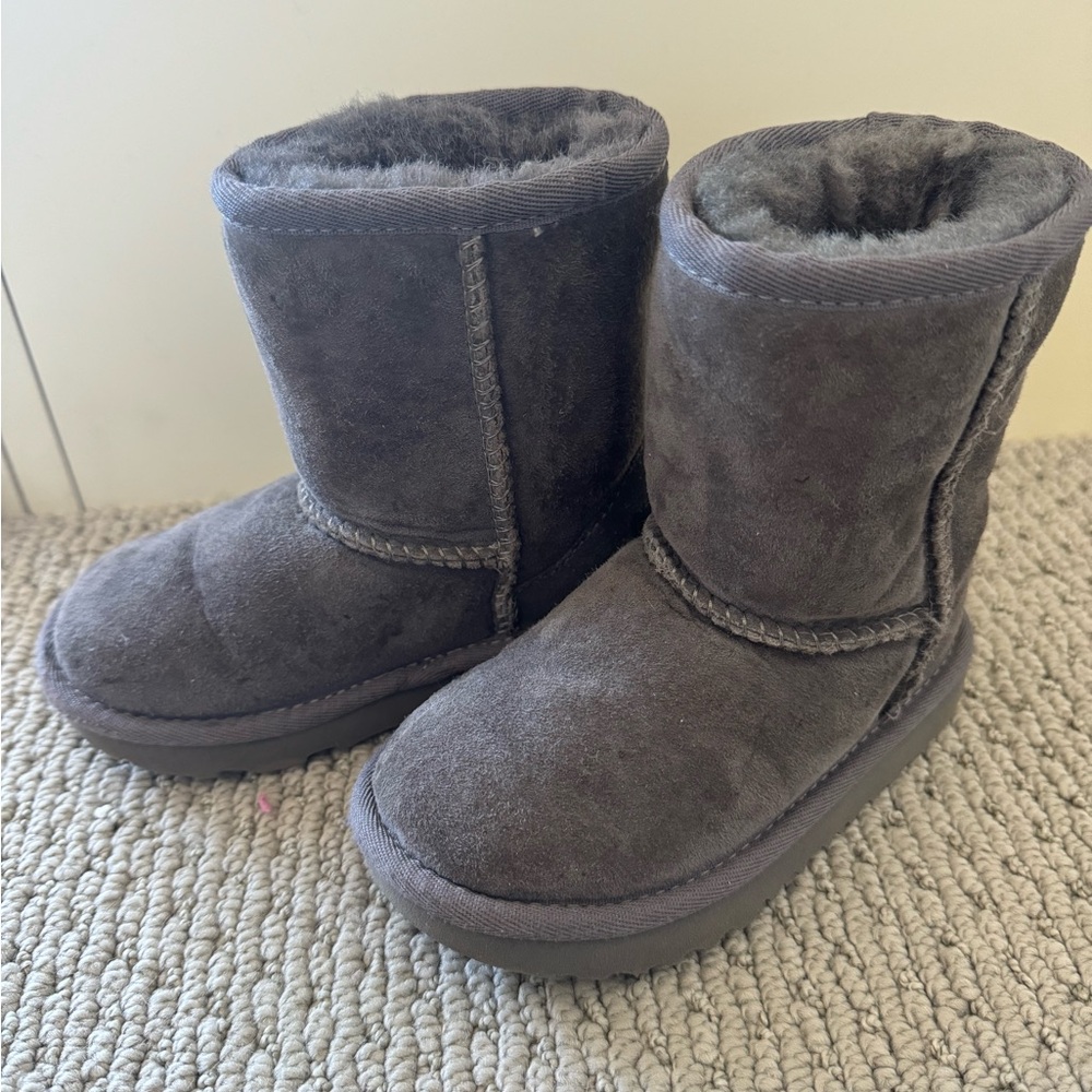 Kids Classic Uggs